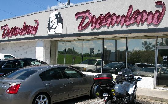 Dreamland BBQ | restaurant | 3314 Old Shell Rd, Mobile, AL 36607, USA | 2514799898 OR +1 251-479-9898