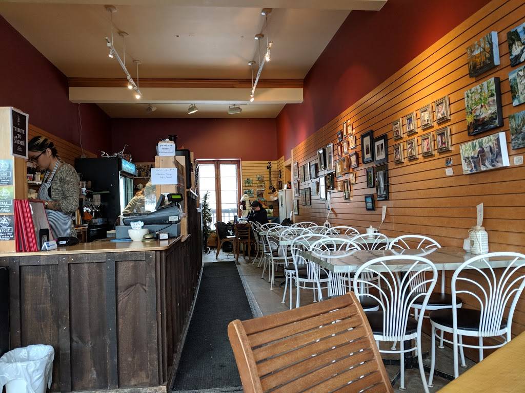 Cafe Crêperie Of Elora | restaurant | 40 W Mill St, Elora, ON N0B 1S0, Canada | 5198461618 OR +1 519-846-1618