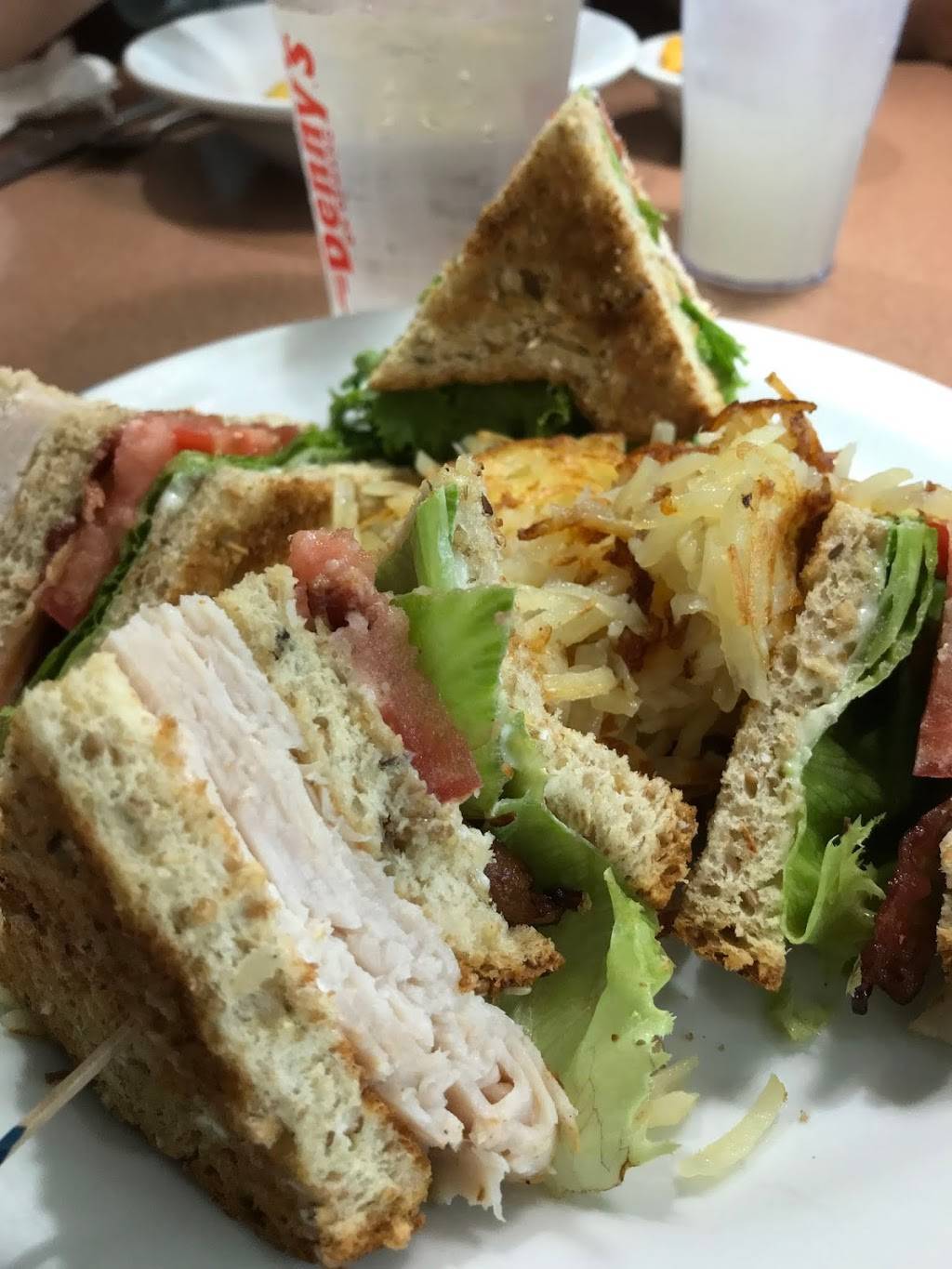 Dennys | restaurant | 11161 Research, The Plaza, Richmond, VA 23236, USA | 8043794213 OR +1 804-379-4213