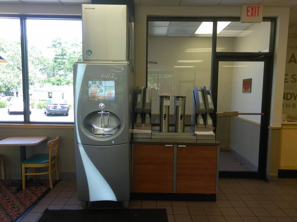 Wendys | restaurant | 5340 Forest Dr, Columbia, SC 29206, USA | 8037825022 OR +1 803-782-5022