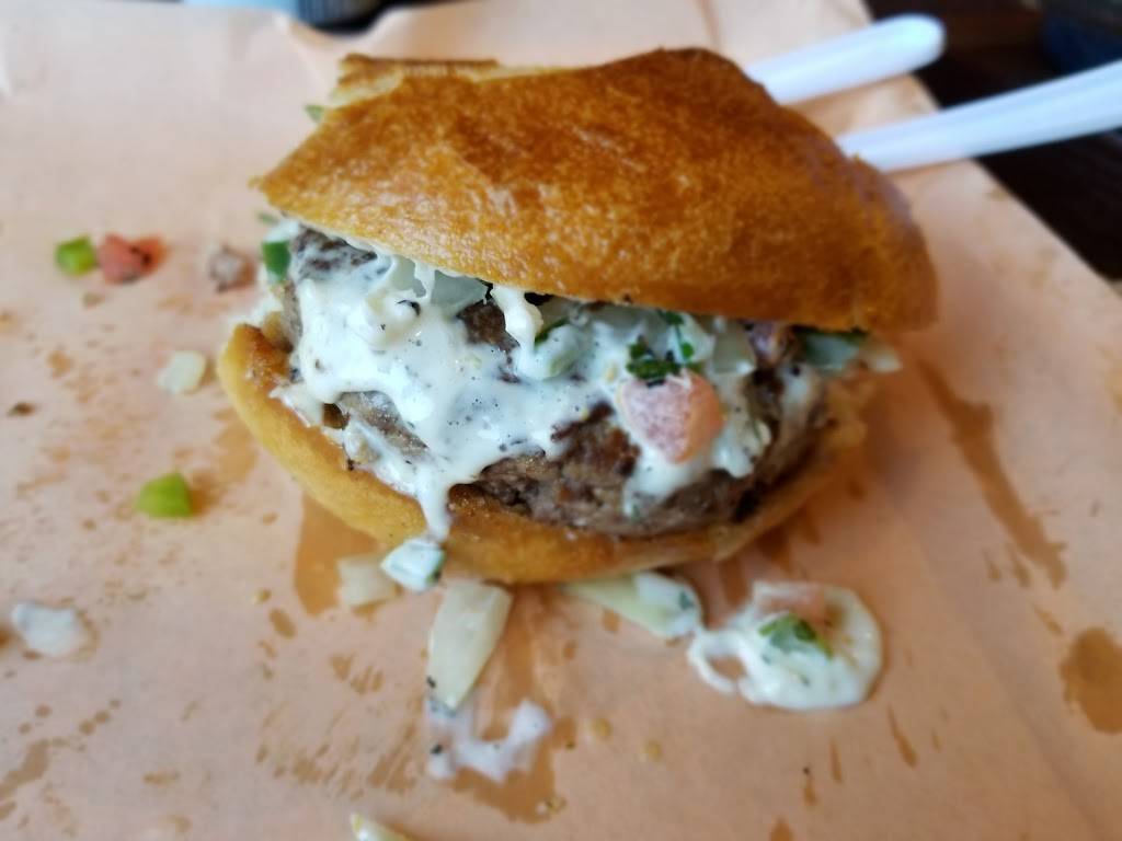 Izzys BBQ Smokehouse | restaurant | 397 Troy Ave, Brooklyn, NY 11213, USA | 3474250524 OR +1 347-425-0524