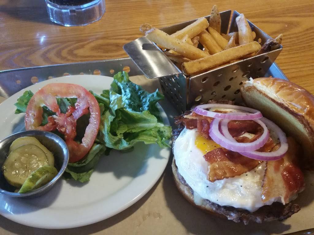 Chilis Grill & Bar | restaurant | 1700 Miles Rd SE, Albuquerque, NM 87106, USA | 5052471543 OR +1 505-247-1543