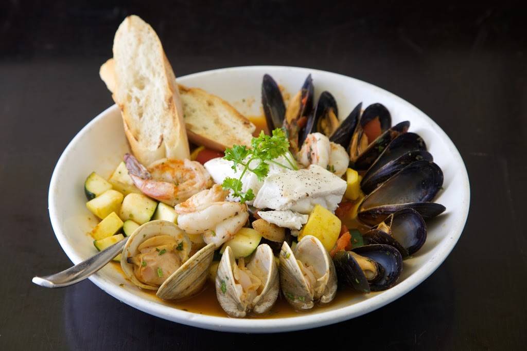 Rubys Oyster Bar & Bistro | restaurant | 45 Purchase St, Rye, NY 10580, USA | 9149214166 OR +1 914-921-4166