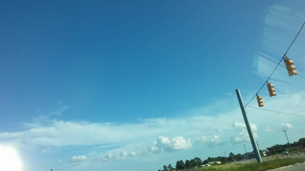 BP | restaurant | 3330 Natal St, Fayetteville, NC 28306, USA | 9104255819 OR +1 910-425-5819