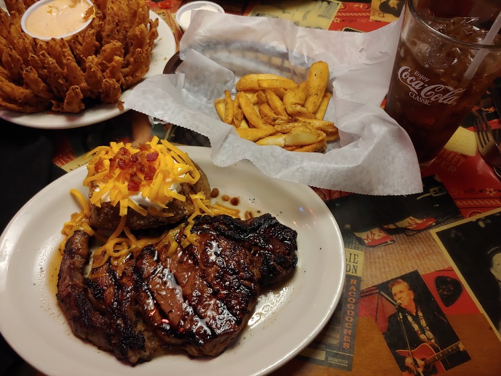 Texas Roadhouse | restaurant | 5130 Sergeant Rd, Sioux City, IA 51106, USA | 7122747427 OR +1 712-274-7427