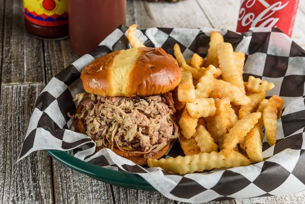 Fat Mans Smokehouse BBQ | restaurant | 1660 Federal Dr, Montgomery, AL 36109, USA | 3343969501 OR +1 334-396-9501