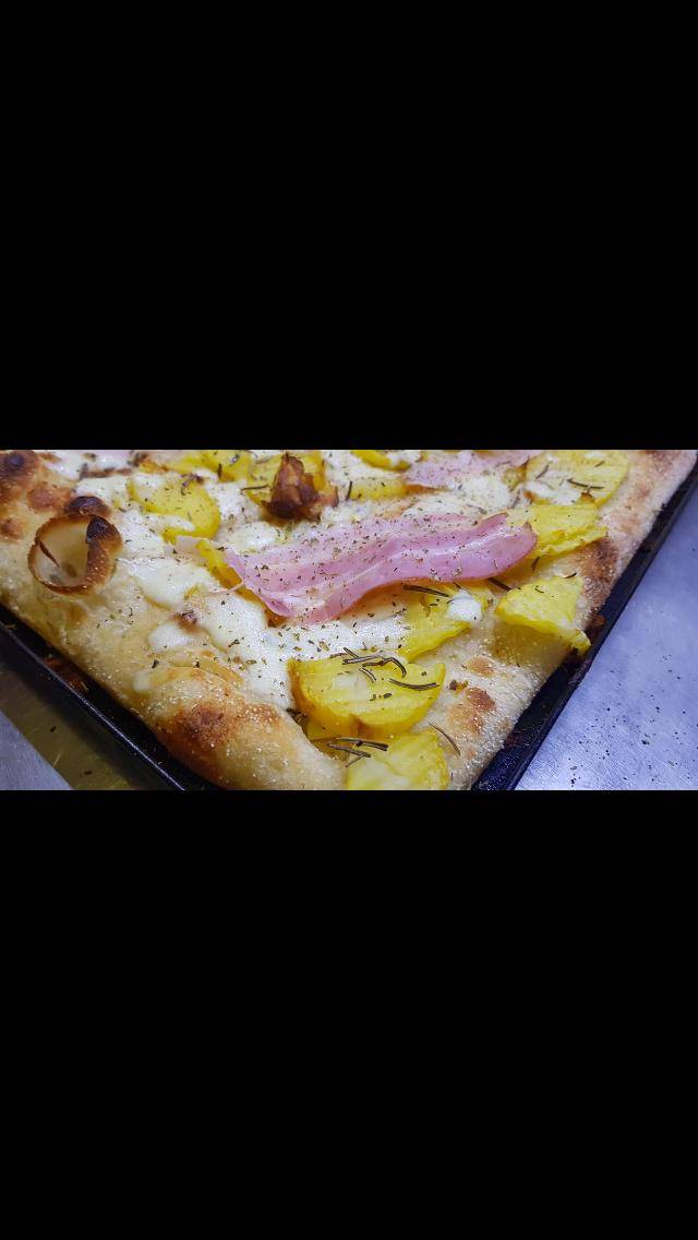 Luna Rossa | restaurant | 2063 Siesta Dr, Sarasota, FL 34239, USA | 9413887172 OR +1 941-388-7172