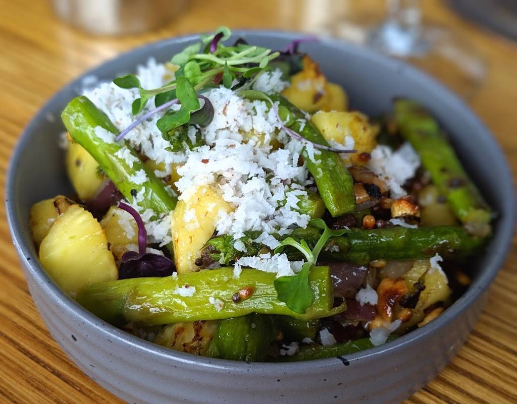 TUMBI Craft Indian Kitchen | restaurant | 115 Santa Monica Blvd, Santa Monica, CA 90401, USA | 3108297200 OR +1 310-829-7200