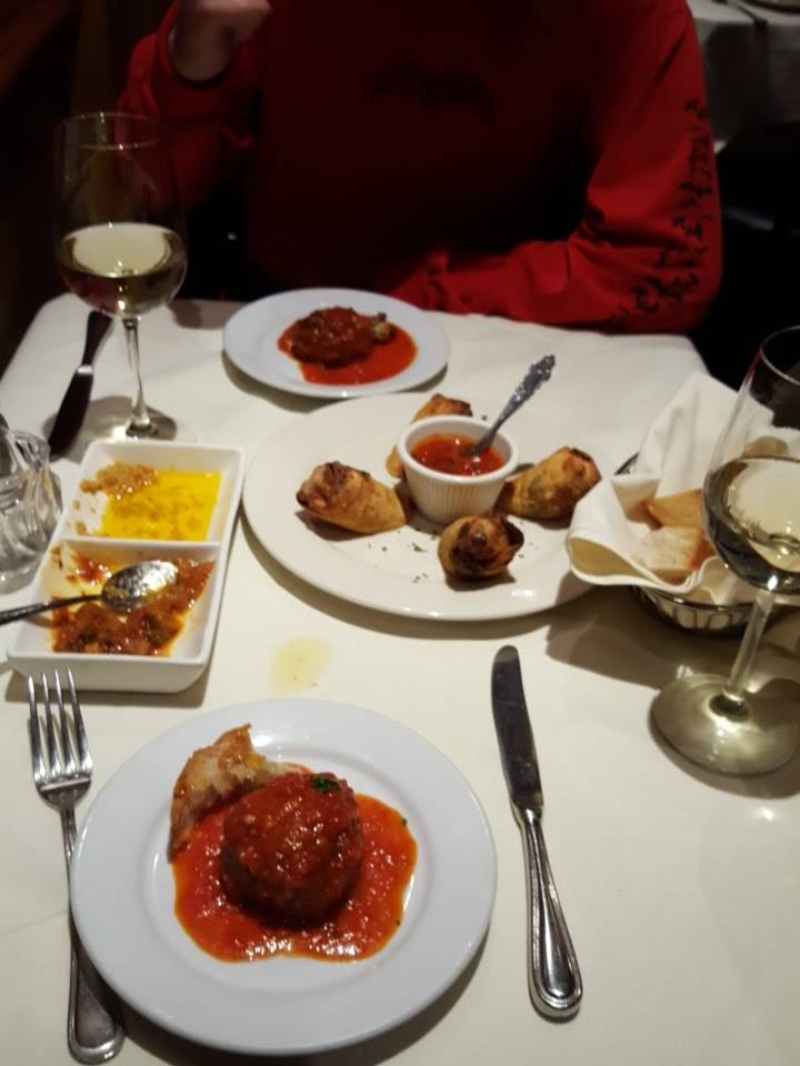 Il Villagio Trattoria Italiana | restaurant | 366 Hempstead Ave, Malverne, NY 11565, USA | 5167926336 OR +1 516-792-6336