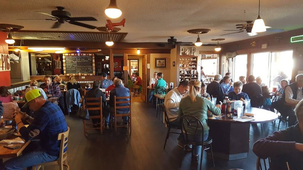 Pik N Pig | restaurant | 194 Gilliam McConnell Rd, Carthage, NC 28327, USA | 9109477591 OR +1 910-947-7591