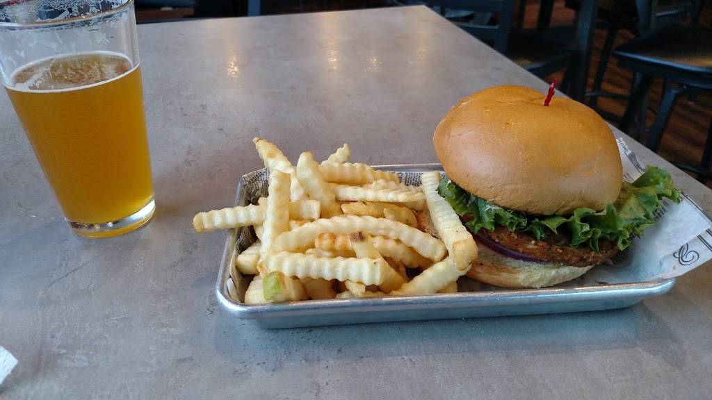 Marys Bar & Grill | restaurant | 4503 Ocean Beach Hwy, Longview, WA 98632, USA | 3604251637 OR +1 360-425-1637