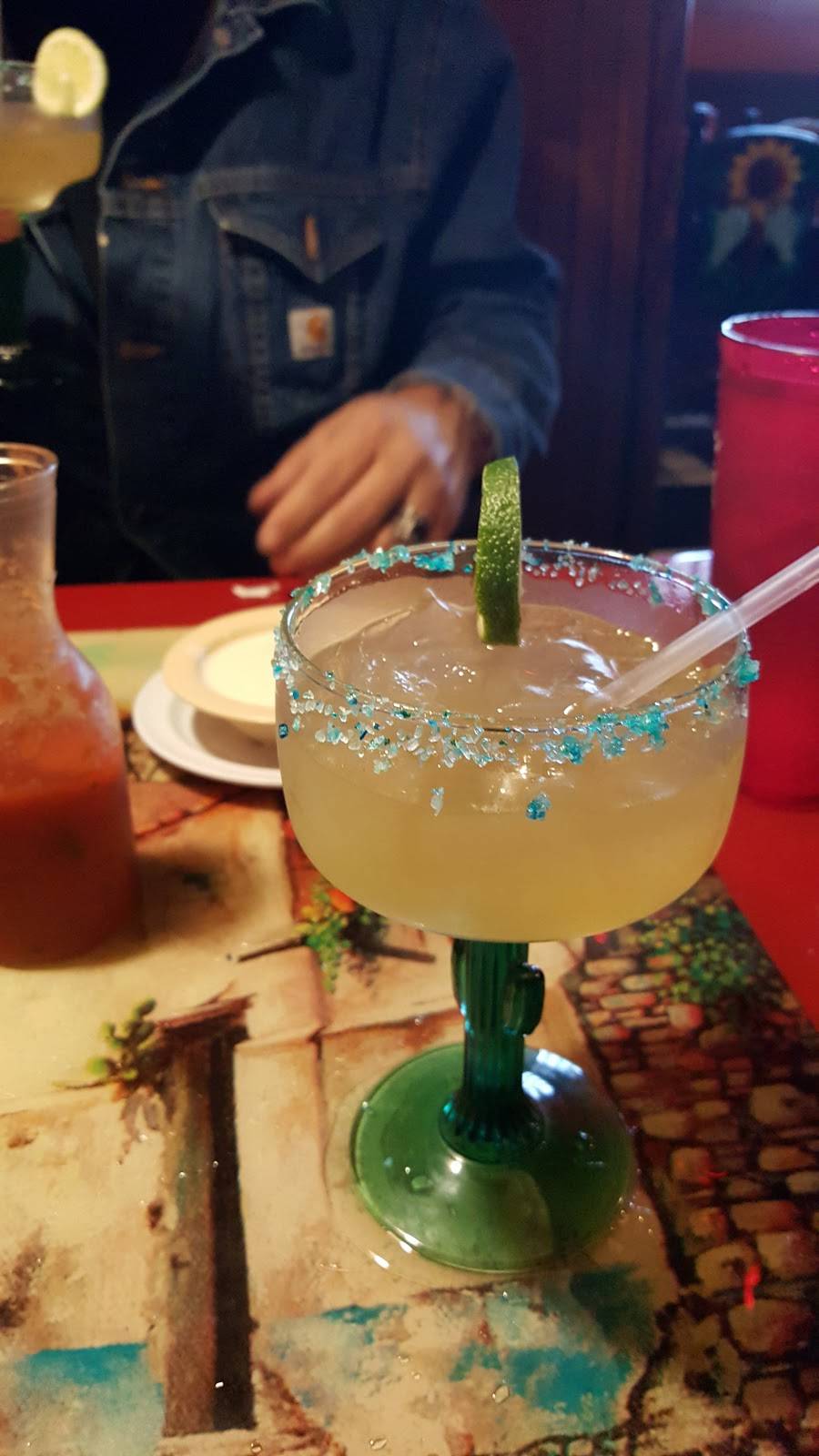 Cabo | restaurant | 2044 Gunter Ave, Guntersville, AL 35976, USA | 2565712188 OR +1 256-571-2188