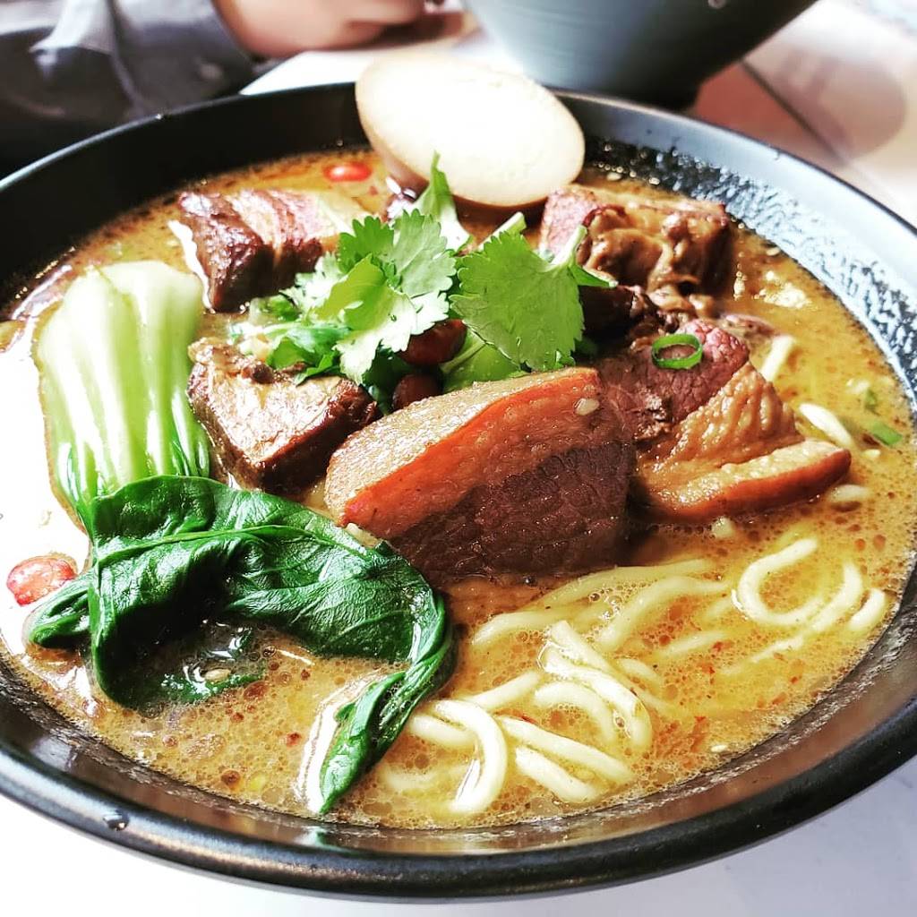 Meet Noodles | restaurant | 1900 Fowler Dr D103, Mississauga, ON L5K 0A1, Canada | 9059168666 OR +1 905-916-8666