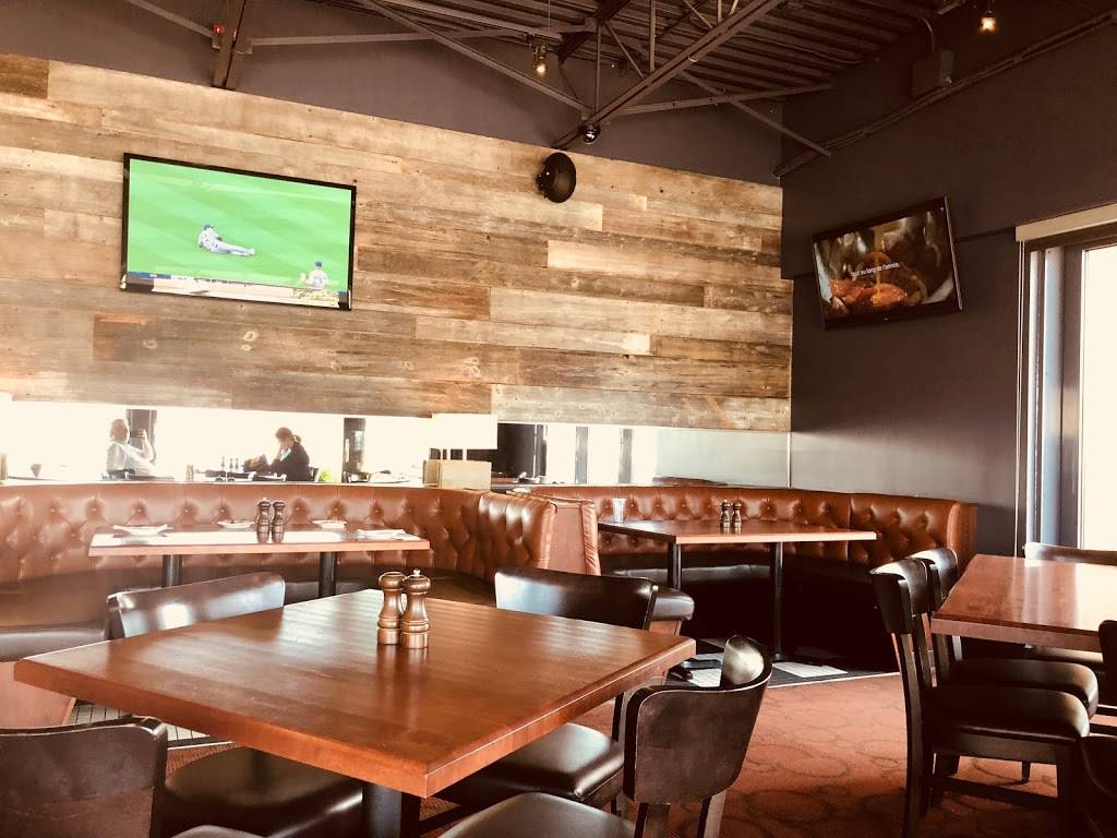 La Cage - Brasserie sportive | restaurant | 400 Boulevard Saint-Joseph, Drummondville, QC J2C 2A8, Canada | 8194746373 OR +1 819-474-6373