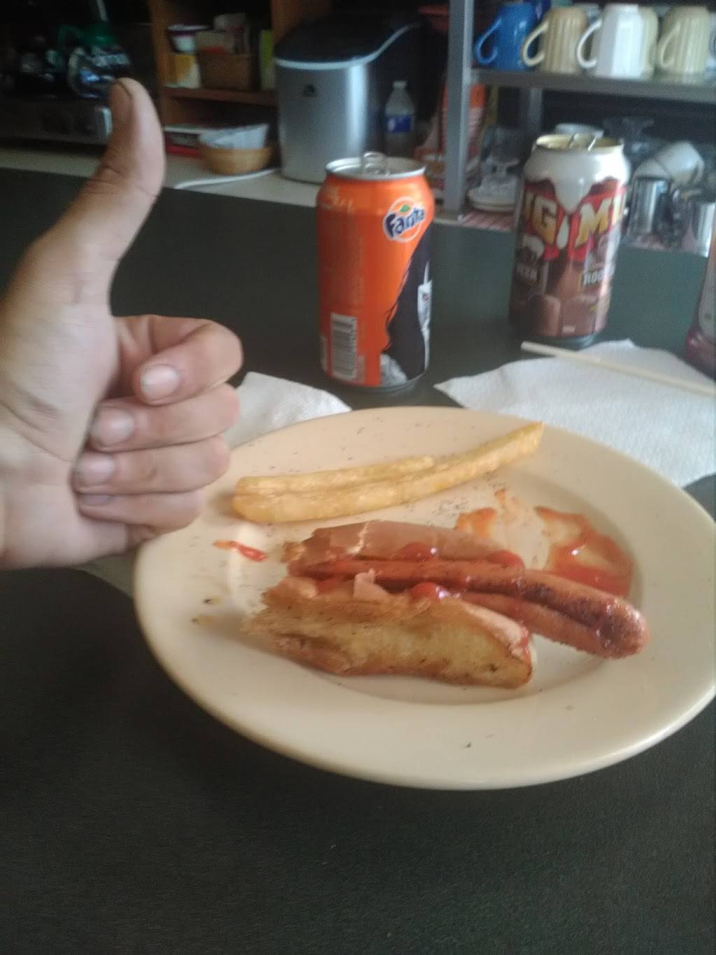 Cindys Diner | restaurant | 06450, 297 W Main St, Meriden, CT 06451, USA | 2038598751 OR +1 203-859-8751