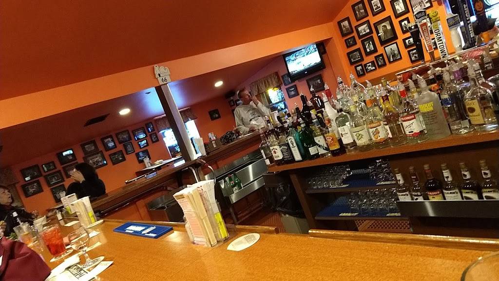 Chickie Flynns | restaurant | 94 Washington St, Foxborough, MA 02035, USA | 5082039471 OR +1 508-203-9471