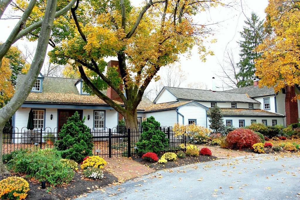 Vickers Restaurant | restaurant | 192 East Welsh Pool Road, (on the corner of Gordon Drive), Exton, PA 19341, USA | 6103637998 OR +1 610-363-7998