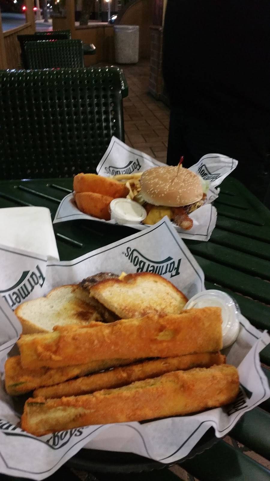 Farmer Boys | restaurant | 3400 University Ave, Riverside, CA 92501, USA | 9516800900 OR +1 951-680-0900