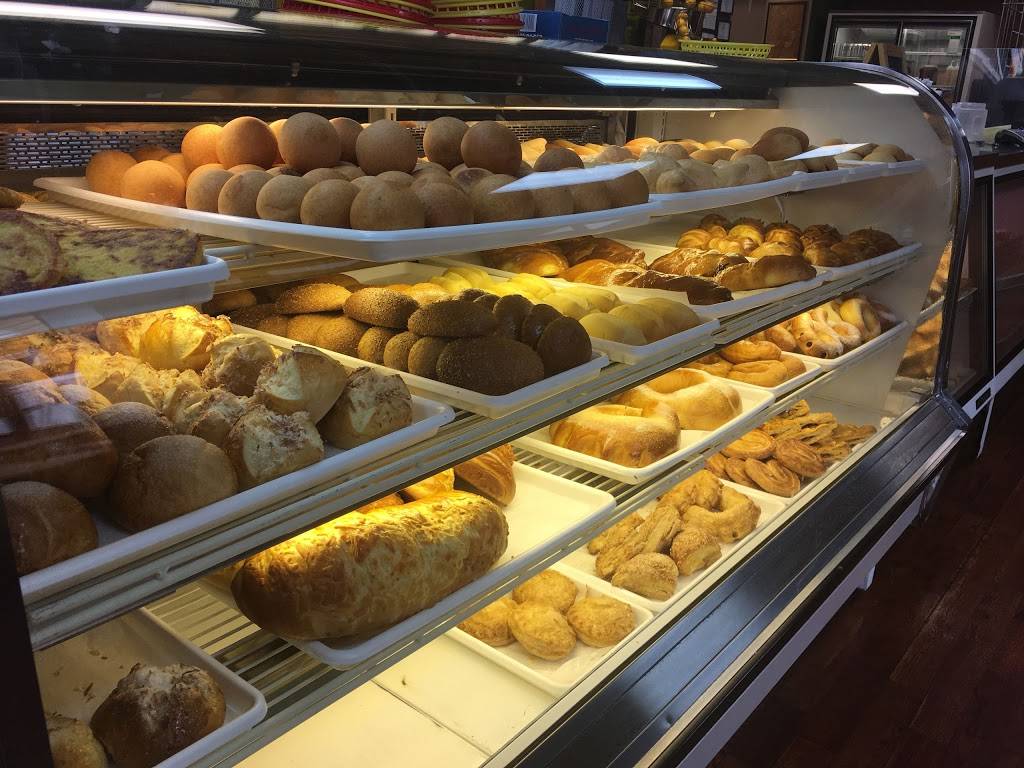 Pizza y Pan Pa Ya | bakery | 1313, 3125 W Montrose Ave, Chicago, IL 60618, USA | 7734632617 OR +1 773-463-2617