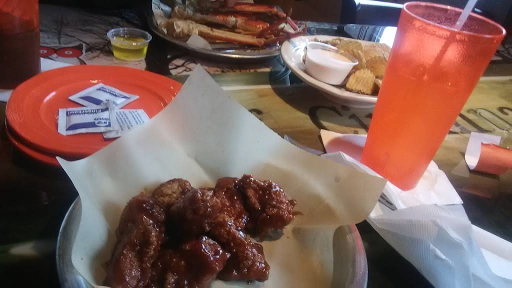 Hooters | restaurant | 9890 Escort Dr, Mason, OH 45040, USA | 5134452701 OR +1 513-445-2701