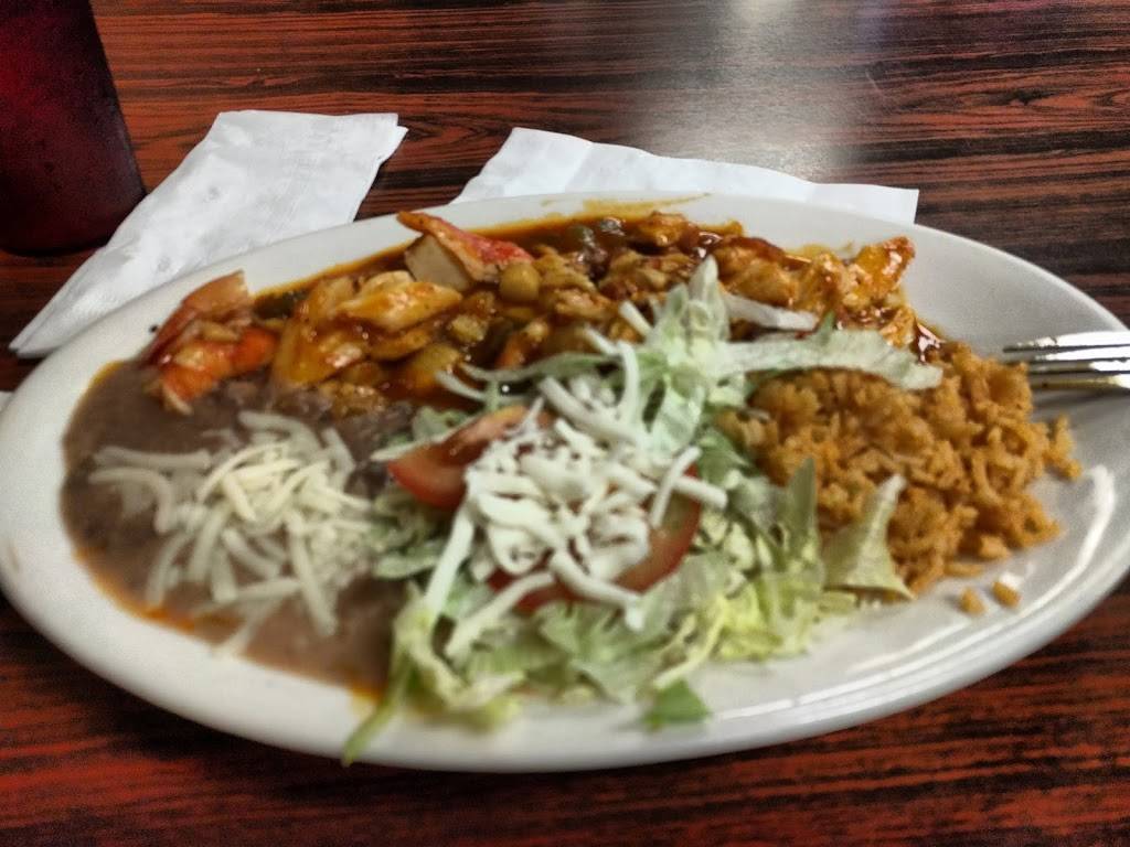 Mi Gusto Es Restaurant | restaurant | 508 W Main St, Santa Maria, CA 93458, USA | 8059288503 OR +1 805-928-8503