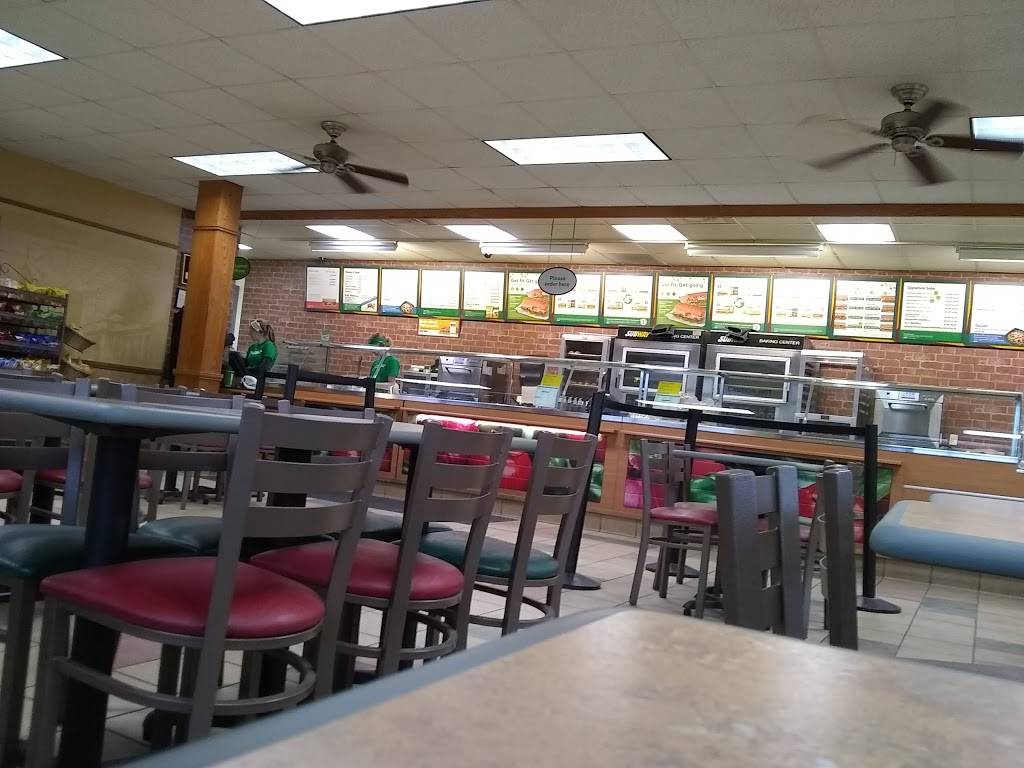 Subway | restaurant | Shoppes at RiverPlace, 26567 N Dixie Hwy Suite 173, Perrysburg, OH 43551, USA | 4198733200 OR +1 419-873-3200