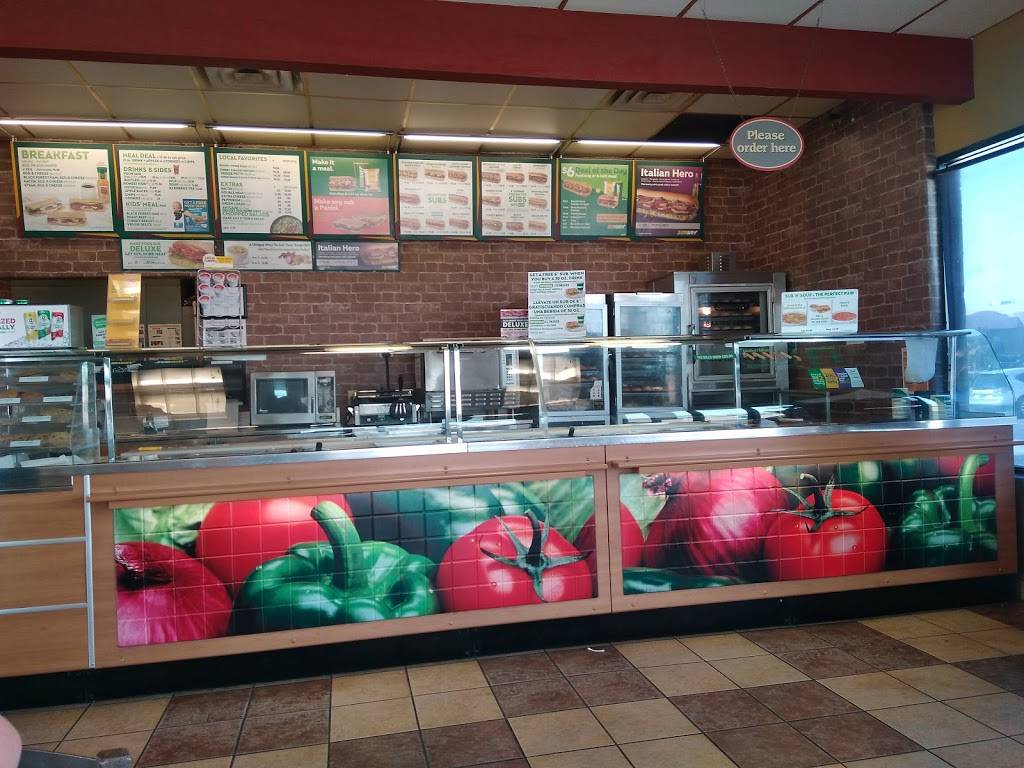 Subway | meal takeaway | 2523 N Main St Suite #100, Las Cruces, NM 88001, USA | 5755250930 OR +1 575-525-0930