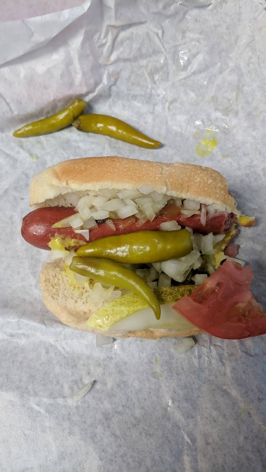 Donalds Famous Hot Dogs | restaurant | 4759 S Central Ave, Chicago, IL 60638, USA | 7084584343 OR +1 708-458-4343