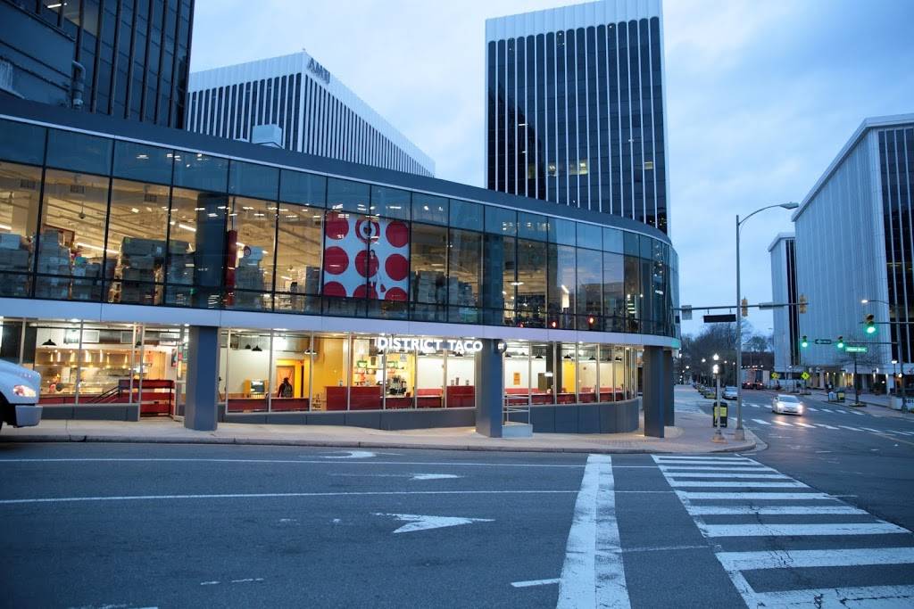 District Taco - Rosslyn | restaurant | 1500 Wilson Blvd #102, Arlington, VA 22209, USA | 5712906854 OR +1 571-290-6854