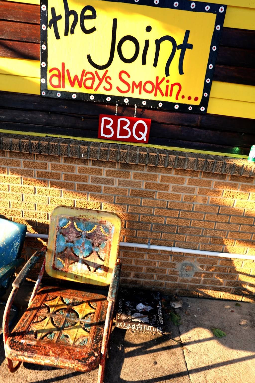 The Joint | restaurant | 701 Mazant St, New Orleans, LA 70117, USA | 5049493232 OR +1 504-949-3232