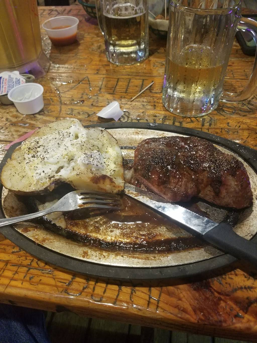 Wild Turkey Tavern | restaurant | 2751 US-27, Avon Park, FL 33825, USA | 8634525284 OR +1 863-452-5284