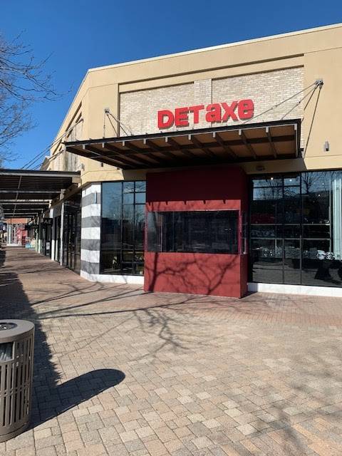 Detroit Axe - East | restaurant | 17420 Hall Rd #151, Clinton Twp, MI 48038, USA | 5862214311 OR +1 586-221-4311