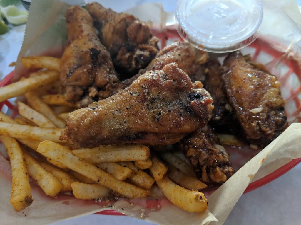 Claw Shack | restaurant | 1696 Berryessa Rd, San Jose, CA 95133, USA | 4086496741 OR +1 408-649-6741