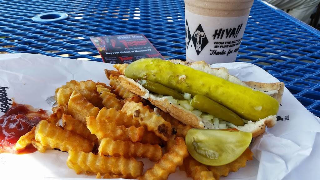 Superdawg Drive-In | restaurant | 6363 N Milwaukee Ave, Chicago, IL 60646, USA | 7737630660 OR +1 773-763-0660