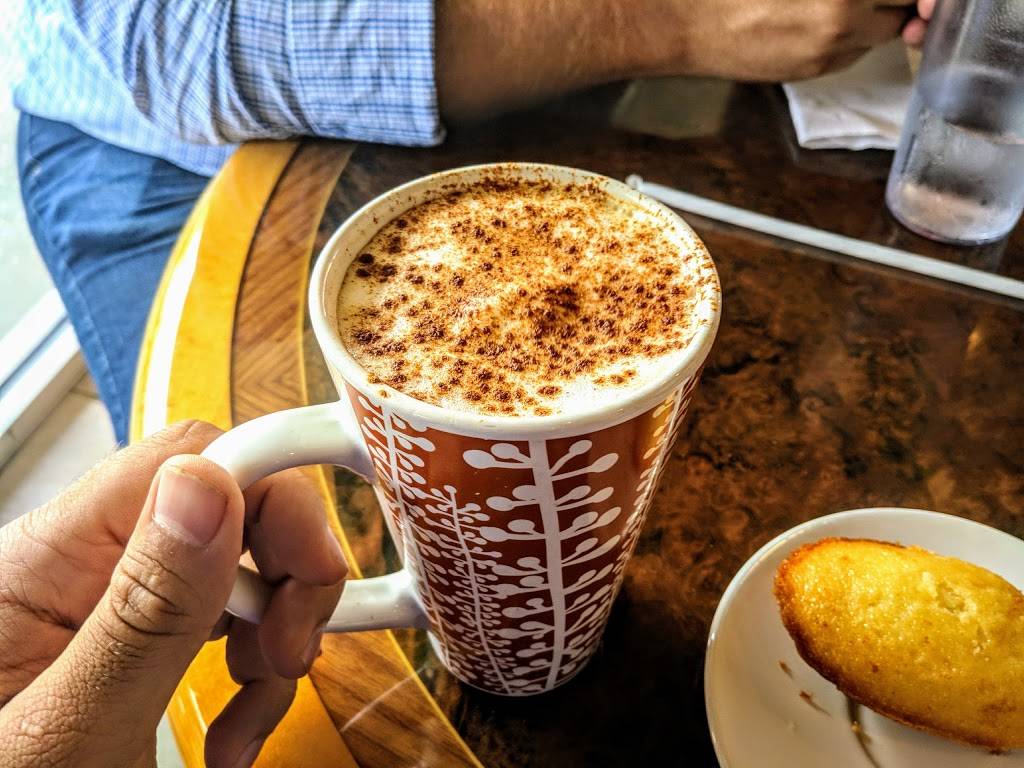 Le Cafe De Paris | cafe | 5170 Dr Phillips Blvd, Orlando, FL 32819, USA | 4072932326 OR +1 407-293-2326