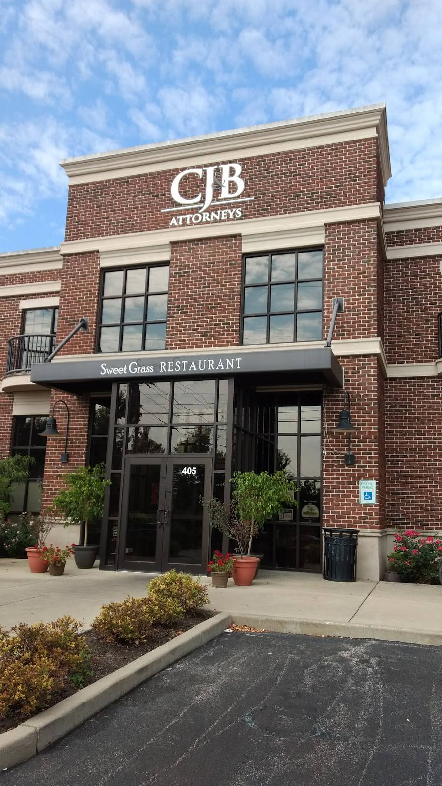 Sweet Grass Modern Southern Kitchen | restaurant | 405 W Patterson Dr, Bloomington, IN 47403, USA | 8123331043 OR +1 812-333-1043