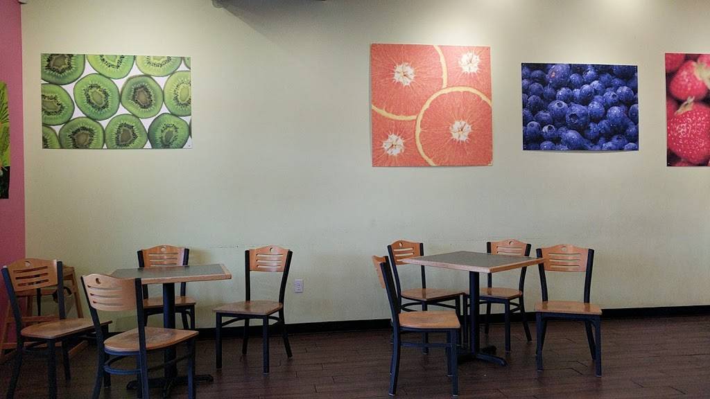 Berry Blendz | restaurant | 17021 Lincoln Ave Unit D, Parker, CO 80134, USA | 3038413801 OR +1 303-841-3801