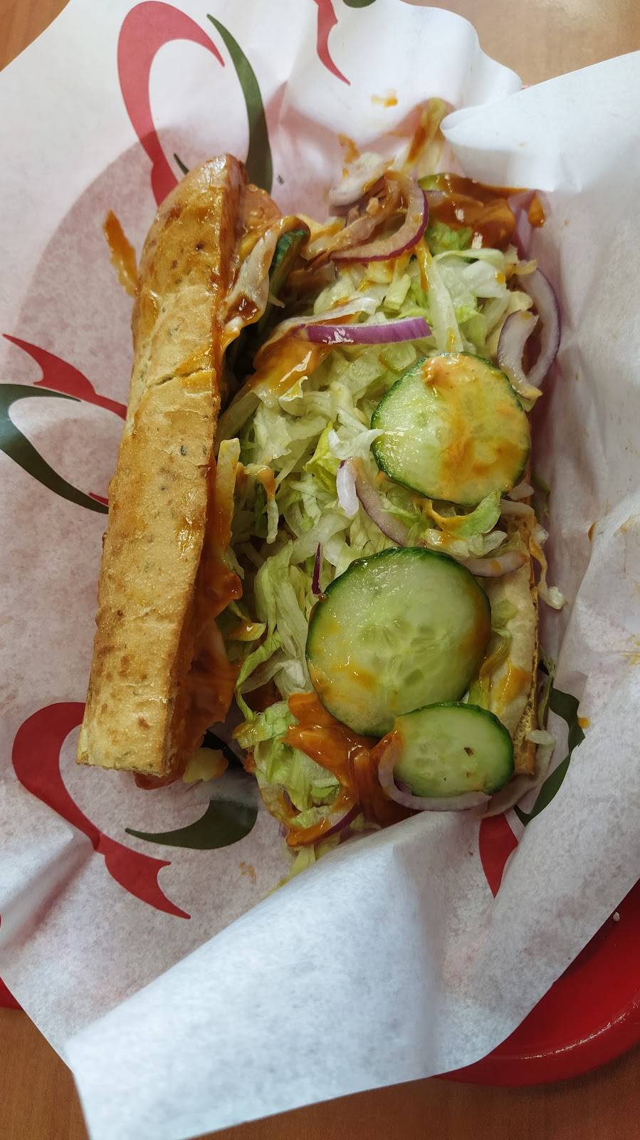 Quiznos | restaurant | 960 Southdown Rd Unit C11, Mississauga, ON L5J 2Y4, Canada | 9058550782 OR +1 905-855-0782