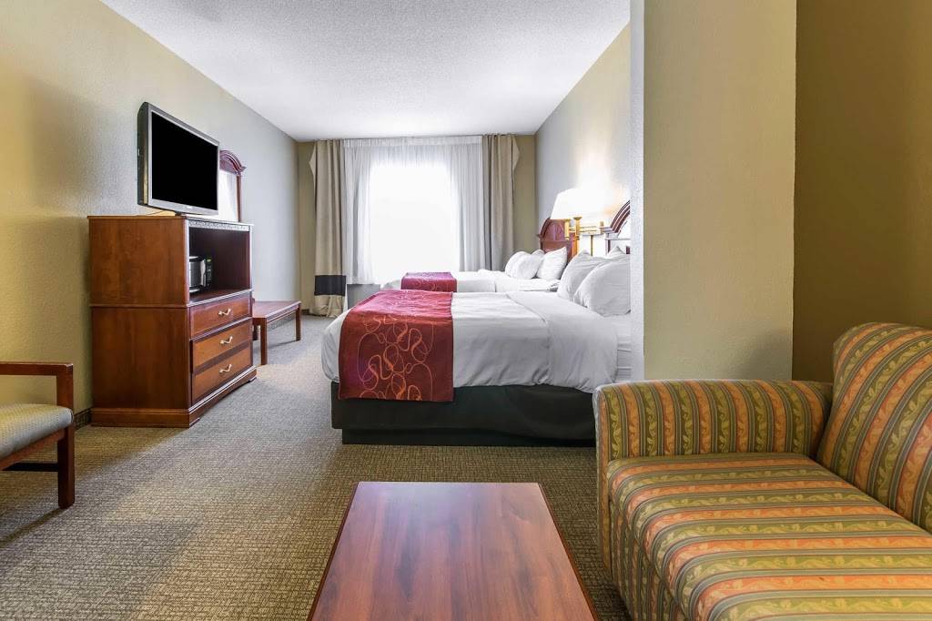 Comfort Suites | restaurant | 230 Salem Dr, Owensboro, KY 42303, USA | 2709267675 OR +1 270-926-7675