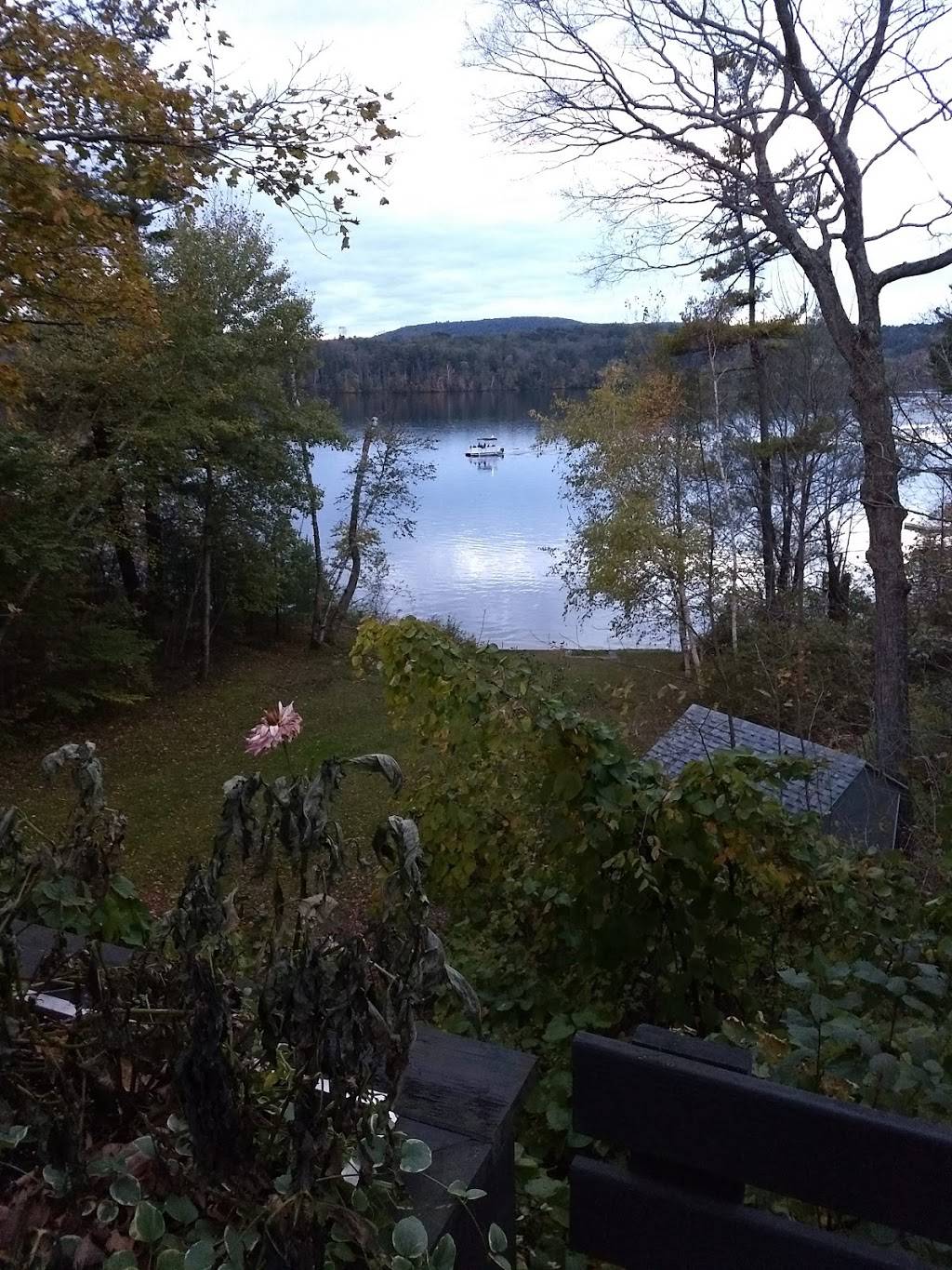 Cork N Hearth | restaurant | 635 Laurel St, Lee, MA 01238, USA | 4132430535 OR +1 413-243-0535