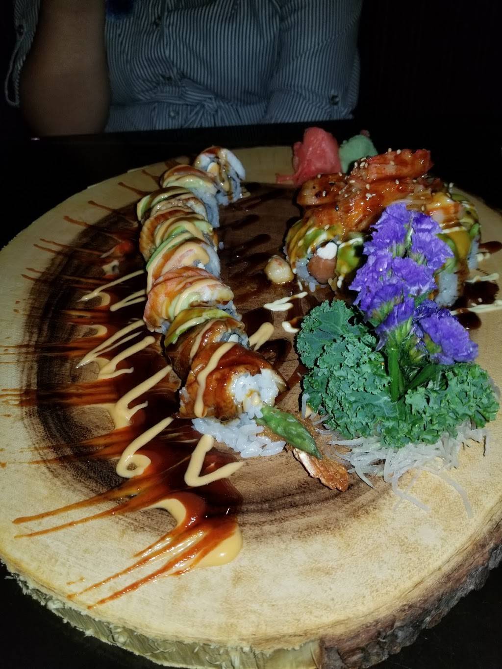 Eatiny Thai&Sushi | restaurant | 935 N Beneva Rd Suite 401, Sarasota, FL 34232, USA | 9417063848 OR +1 941-706-3848