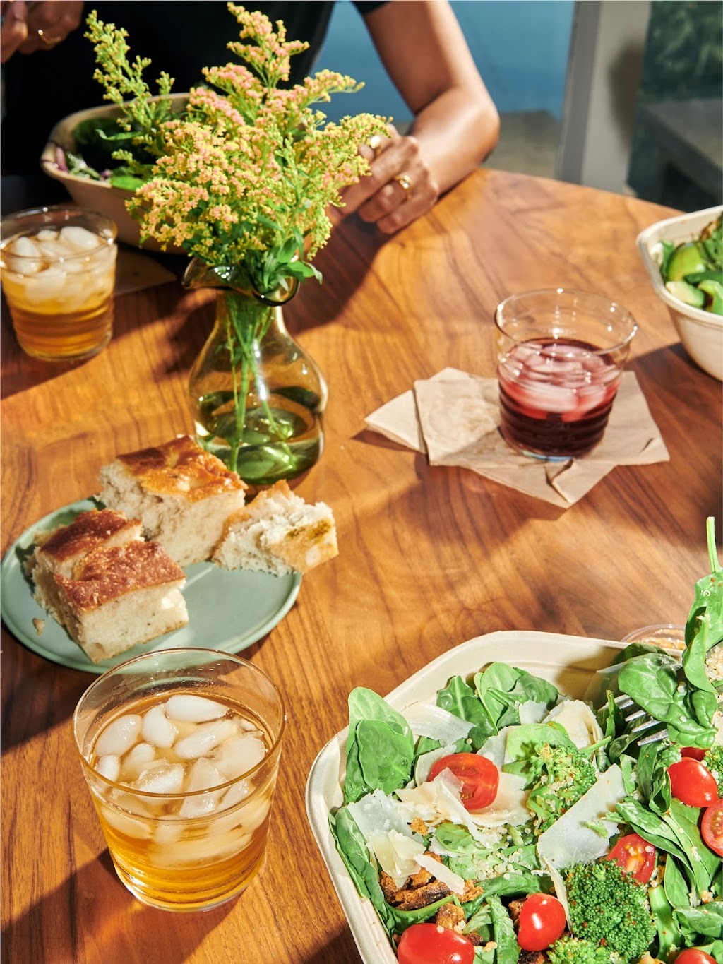 sweetgreen | meal takeaway | 730 E Big Beaver Rd, Troy, MI 48083, USA | 2487206100 OR +1 248-720-6100