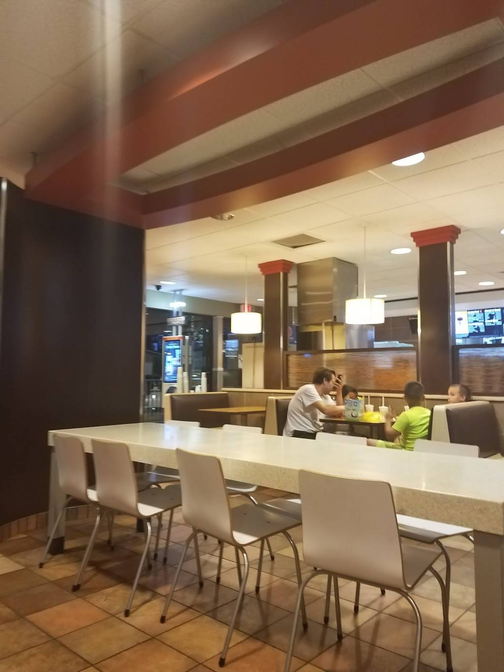 McDonalds | cafe | 10019 E Adamo Dr, Tampa, FL 33619, USA | 8132523716 OR +1 813-252-3716