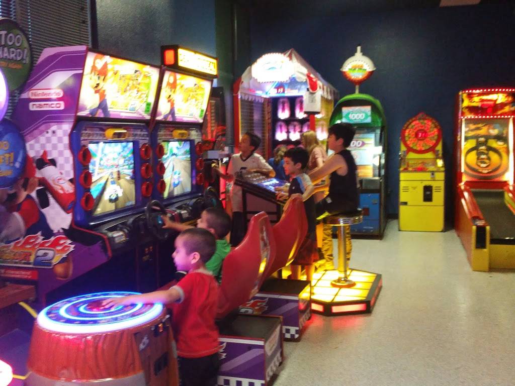 Pizza Factory | meal takeaway | 31725 Temecula Pkwy, Temecula, CA 92592, USA | 9513038500 OR +1 951-303-8500