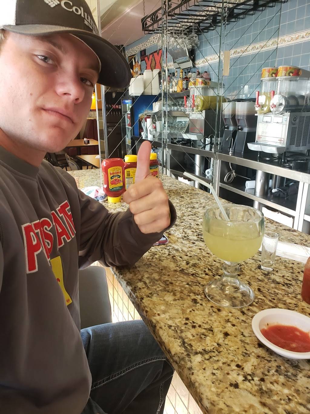 Charritos Plaza | restaurant | 202 E 10th St, Eudora, KS 66025, USA | 7856155095 OR +1 785-615-5095