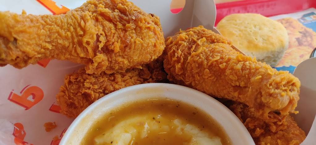 Popeyes Louisiana Kitchen | restaurant | 6310 103rd St, Jacksonville, FL 32210, USA | 9047720476 OR +1 904-772-0476