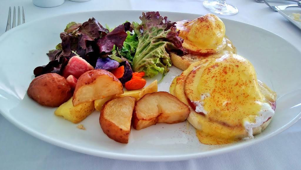 Veranda at the Beachhouse | restaurant | 2365 Kalakaua Ave, Honolulu, HI 96815, USA | 8089214600 OR +1 808-921-4600