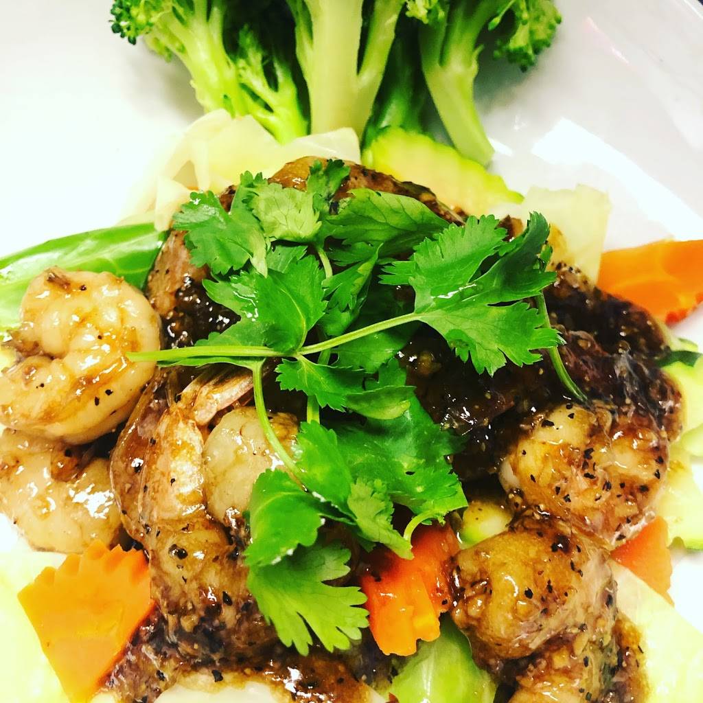 Bangkok Thai Bistro | restaurant | 1130 Royvonne Ave SE # 105, Salem, OR 97302, USA | 5033397383 OR +1 503-339-7383