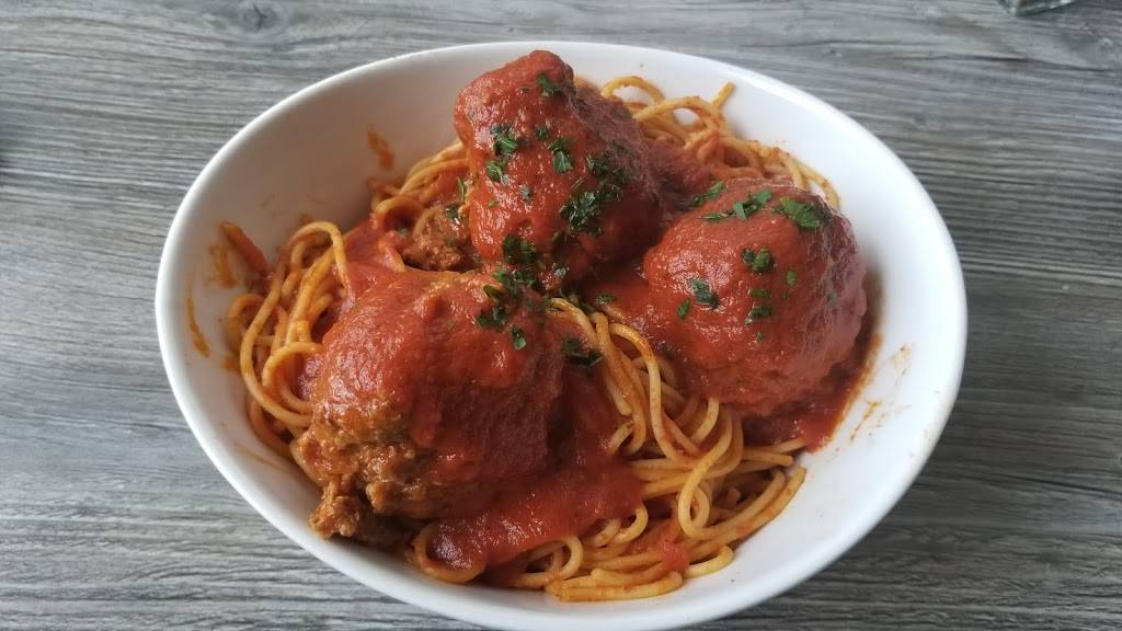 Cirellas Italian Bistro & Sushi Bar | restaurant | 7211 Vanderbilt Beach Rd, Naples, FL 34119, USA | 2393317496 OR +1 239-331-7496