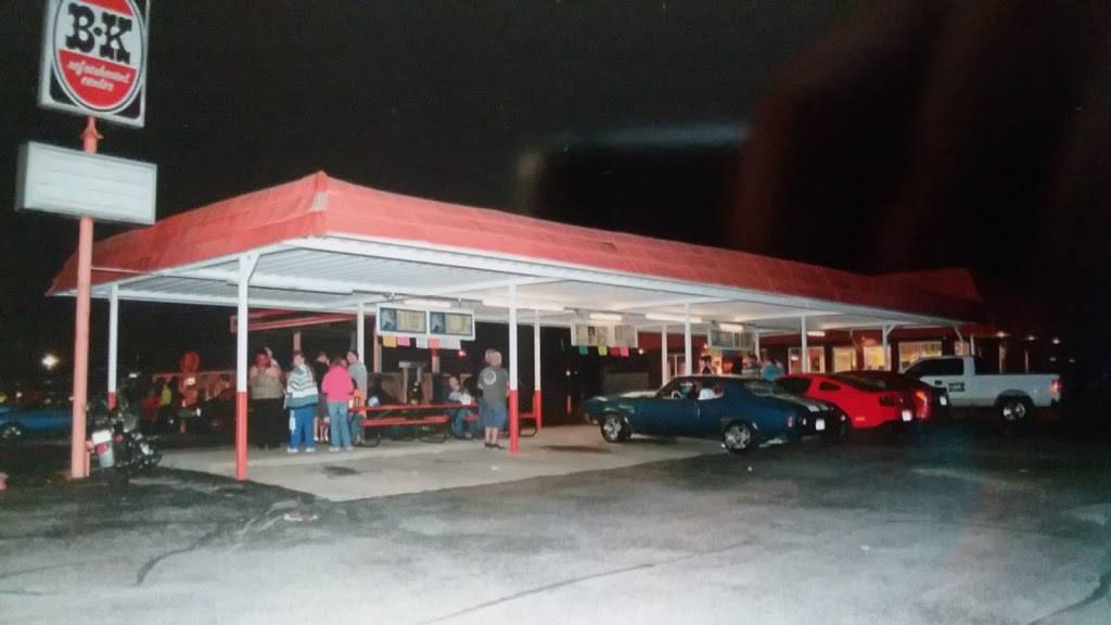 B & K Rootbeer | restaurant | 928 E Main St, Gas City, IN 46933, USA | 7656749651 OR +1 765-674-9651